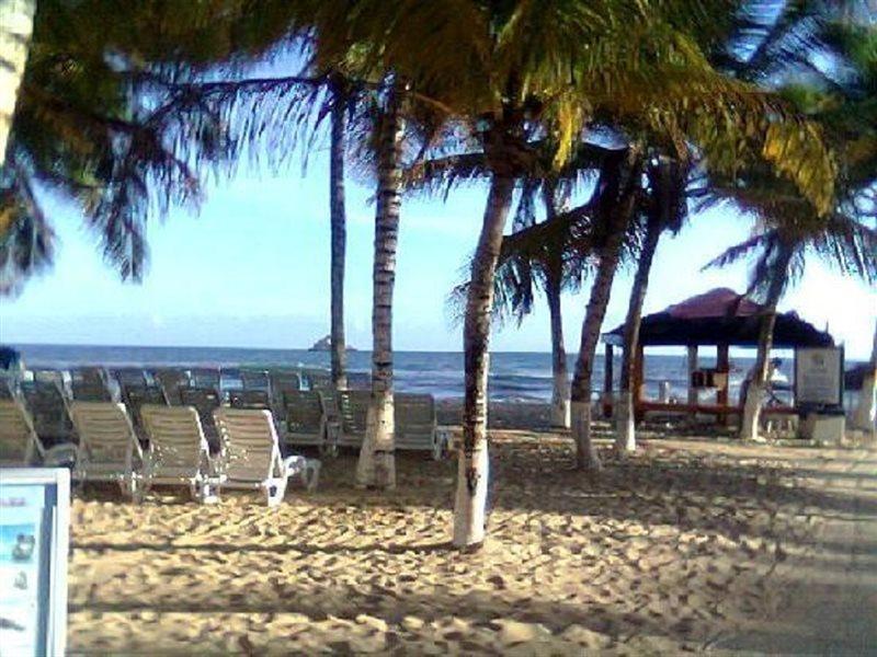 Portofino Complex Ξενοδοχείο Playa El Agua Εξωτερικό φωτογραφία